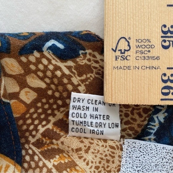 Joni Blair Romper Blue Tan Floral Abstract V Neck Button Front Tie Back Size 7 - Picture 8 of 9